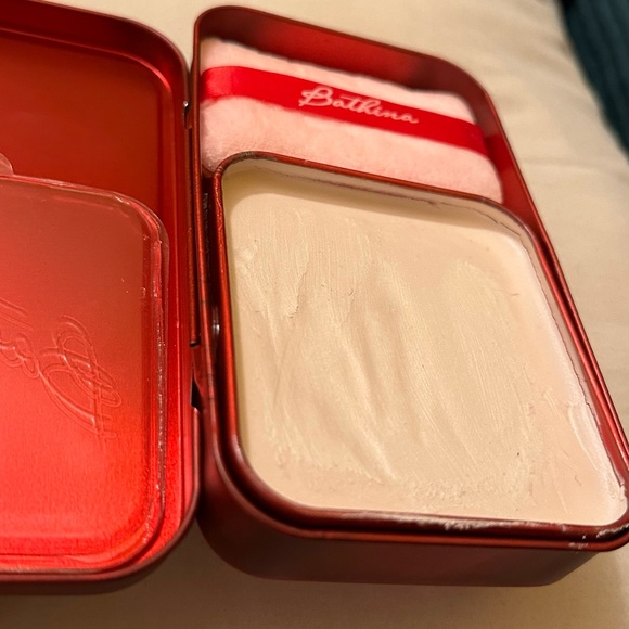 Bathina body sheen - Picture 3 of 5